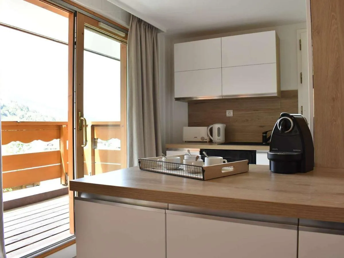 Apartment Appartement 3 Pieces 6 Pers, Ski Au Pied, Balcon, Parking, Meribel - Fr-1-180-545 Les Allues